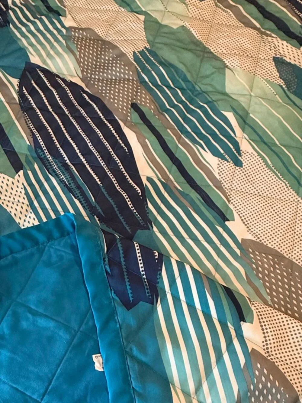Surf Groove Bed Cover - Full Size